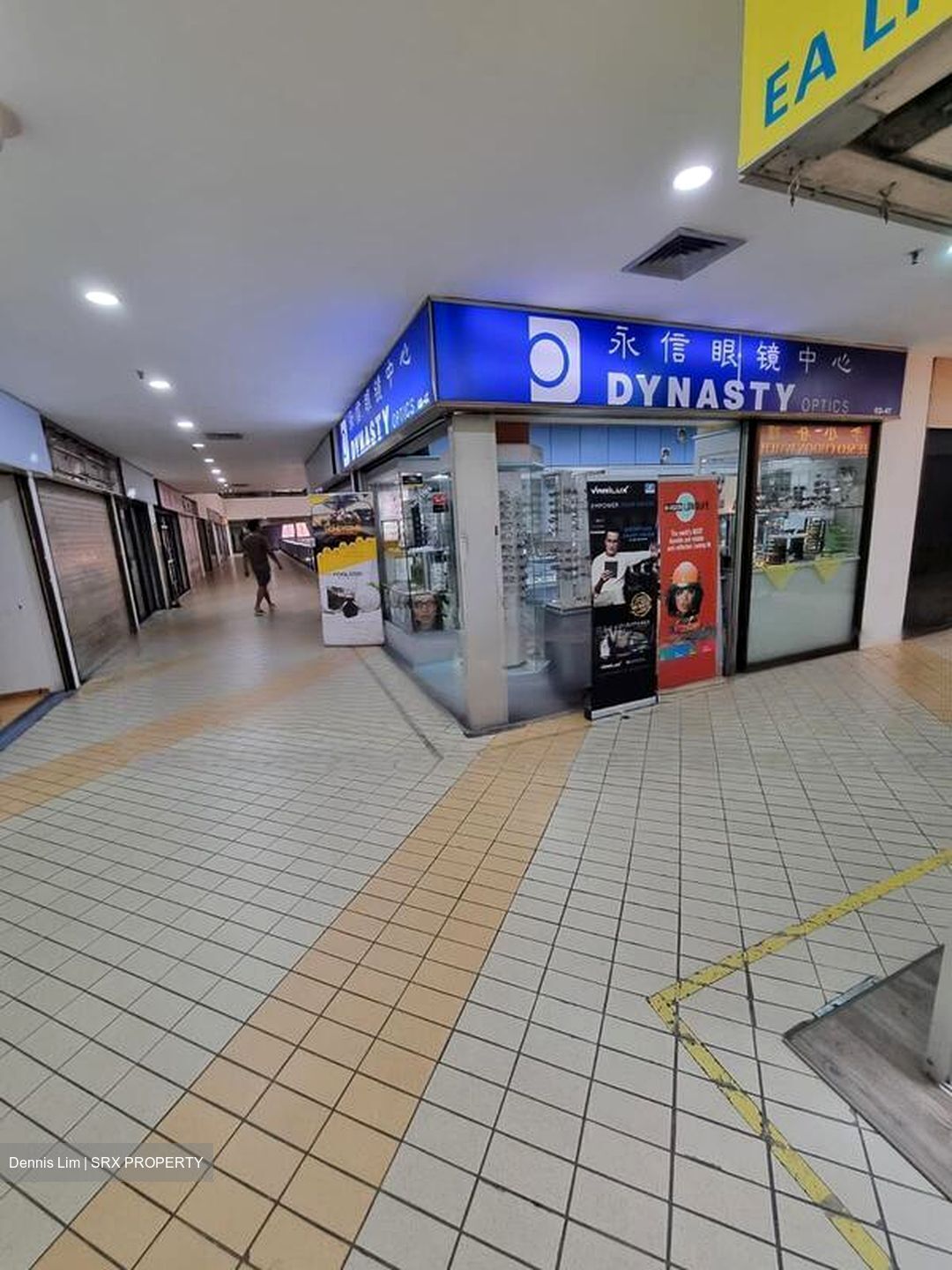Upper Serangoon Shopping Centre (D19), Retail #451257051
